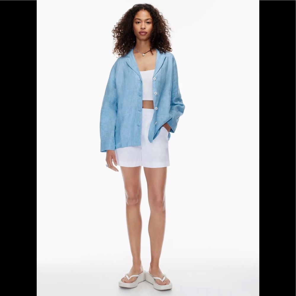 JH Collectibles blue linen rayon button down top